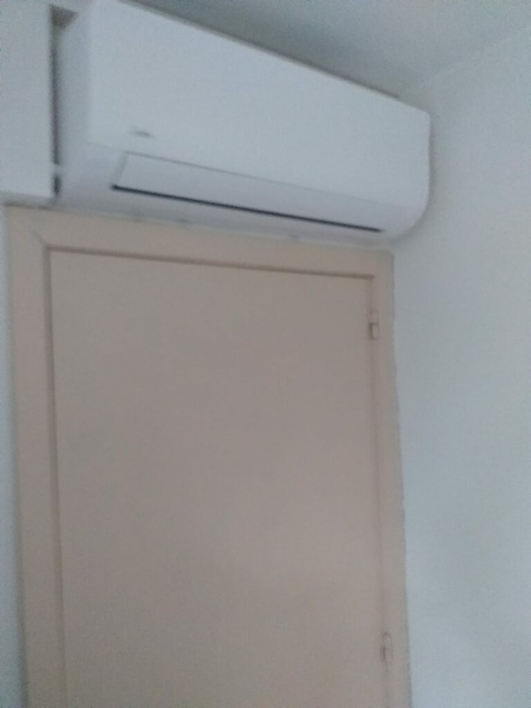 Bauwens eric ventillatie boven deur